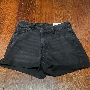 NWT! American Eagle Outfitters Black Jean Shorts Distressed Style